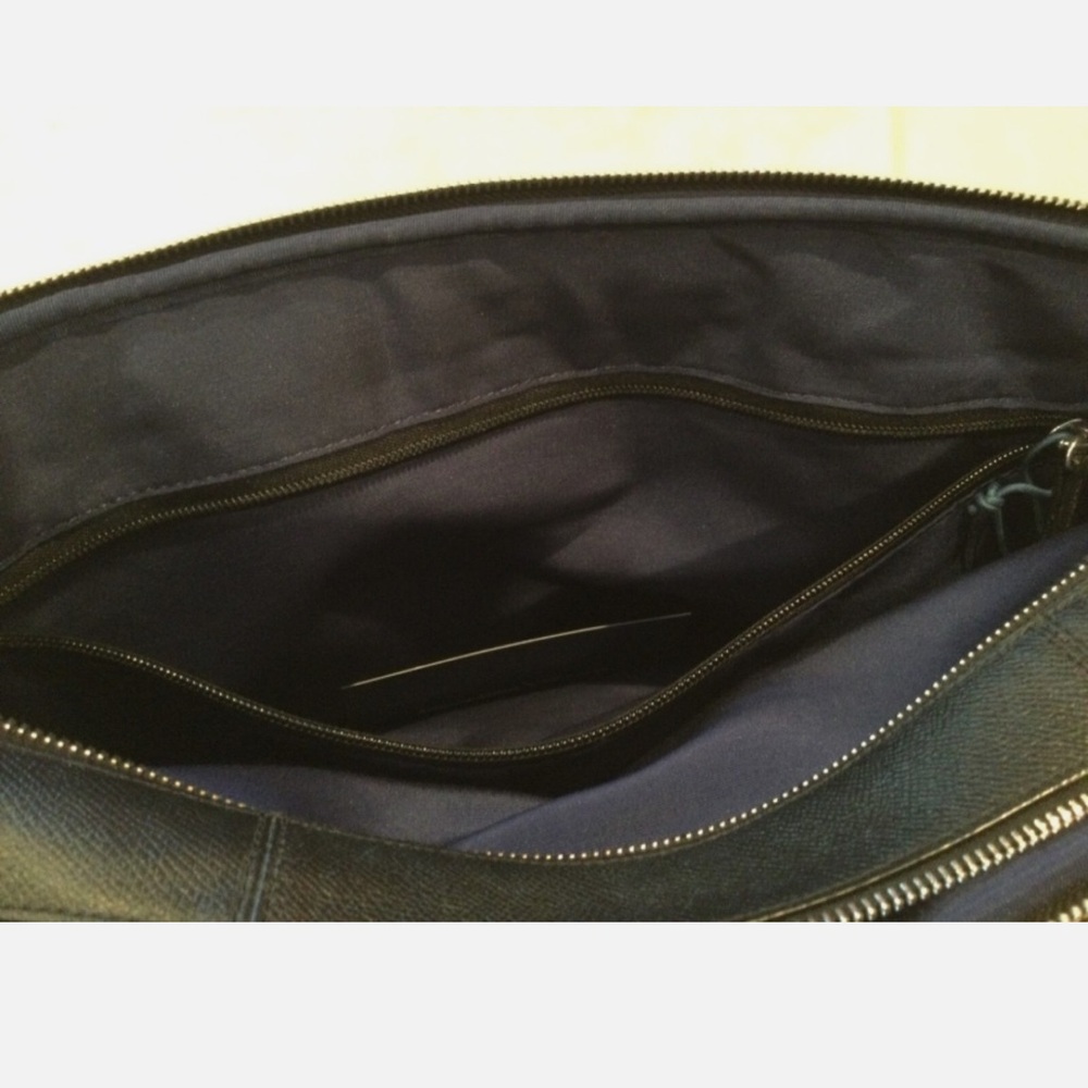 Cole Haan Leather Attache Briefcase Laptop Bag Slim Black American Airlines - Picture 6 of 7